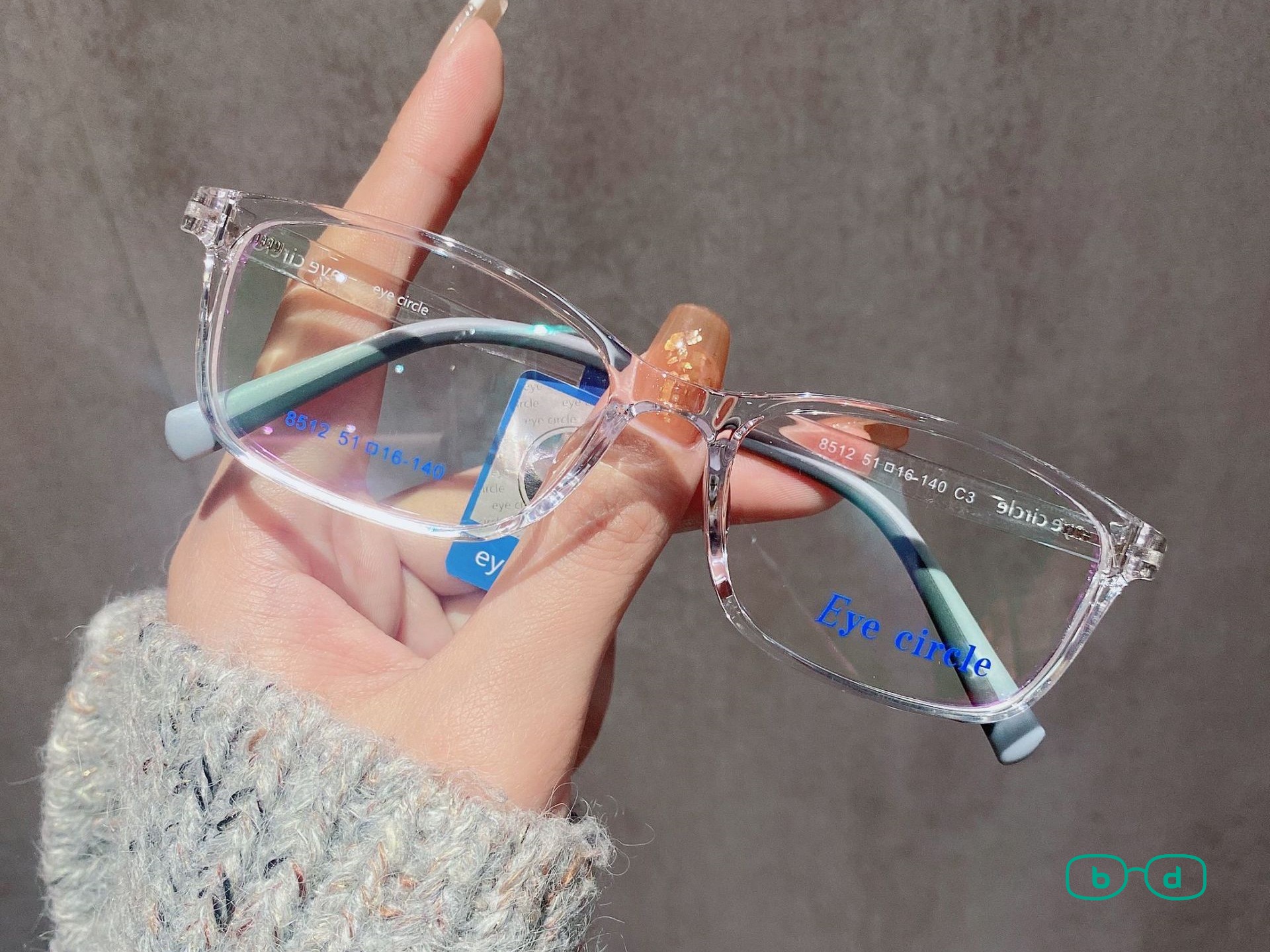 Quy định xử lý khiếu nại tại mắt kính bình dương