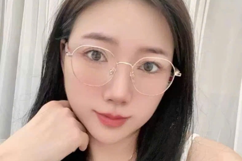 Mắt kính xã Thường Tân - Địa chỉ bán kính mát, kính thuốc chất lượng