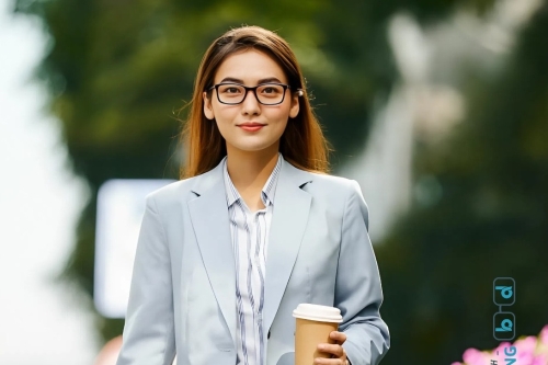 Tròng kính ngăn UV và hơi nước tại Đông Hòa
