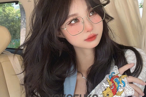 Tròng kính siêu mỏng cho người cận nặng tại An Phú