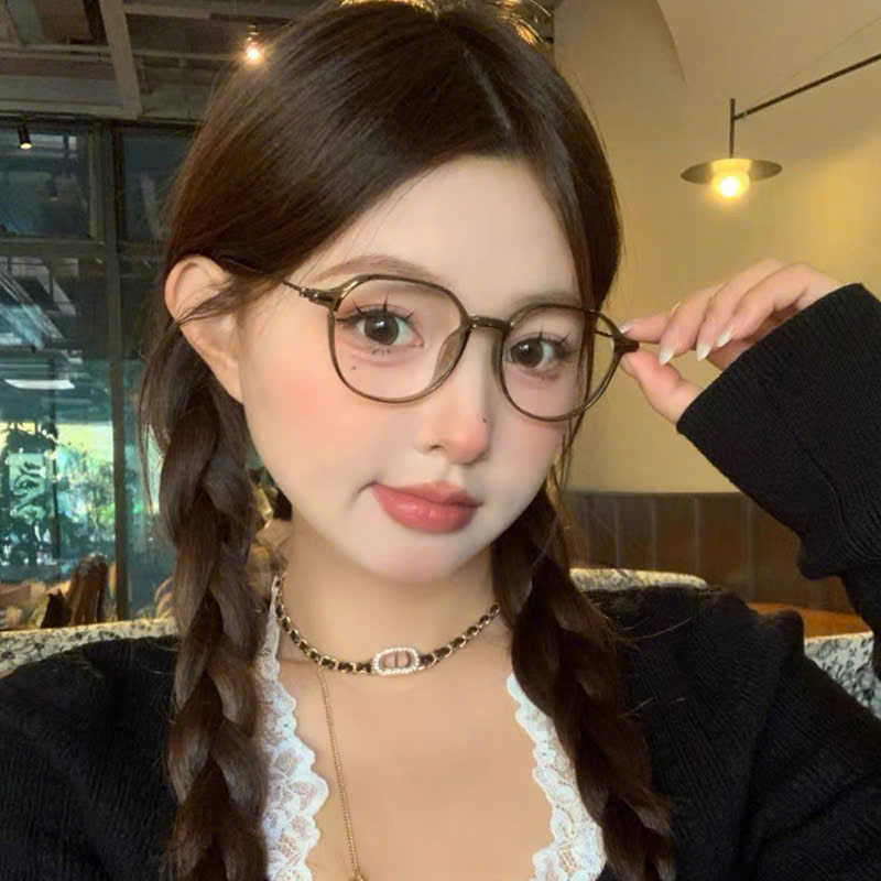 Tròng kính siêu mỏng cho người cận nặng tại Lái Thiêu