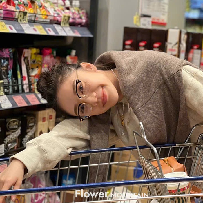 Tròng kính siêu mỏng cho người cận nặng tại Thuận An