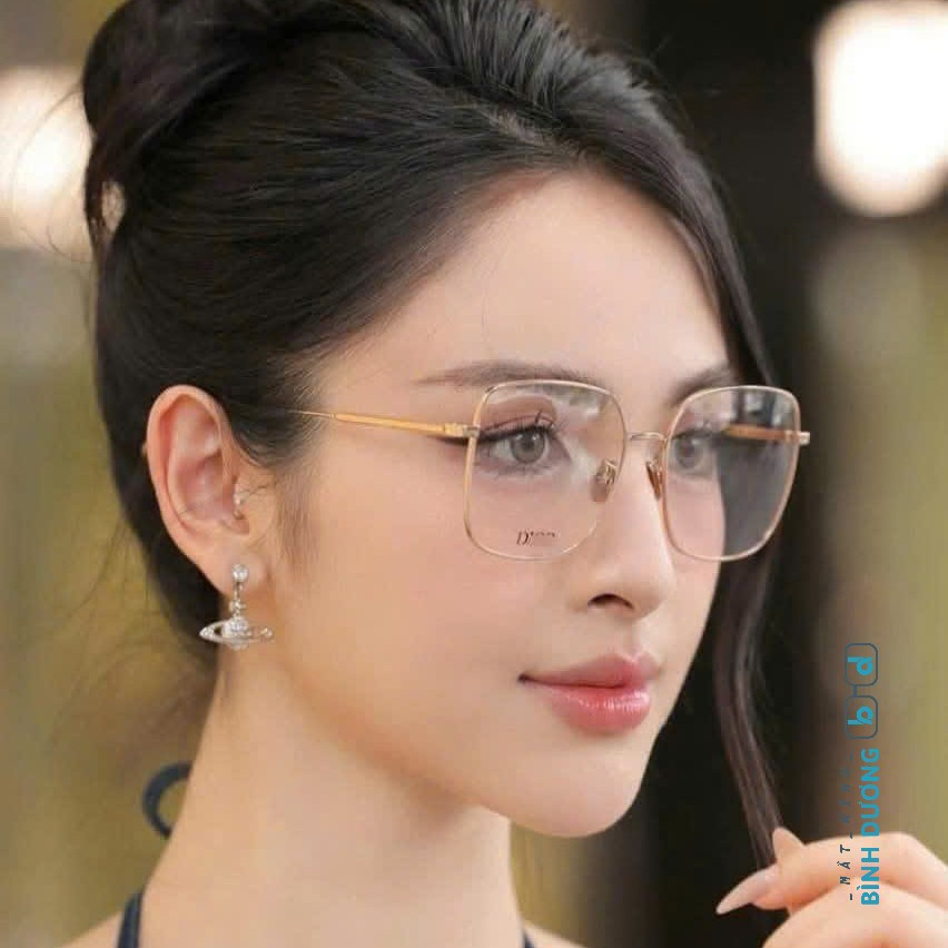 Mắt kính Tân Uyên Thành Phố Hồ Chí Minh