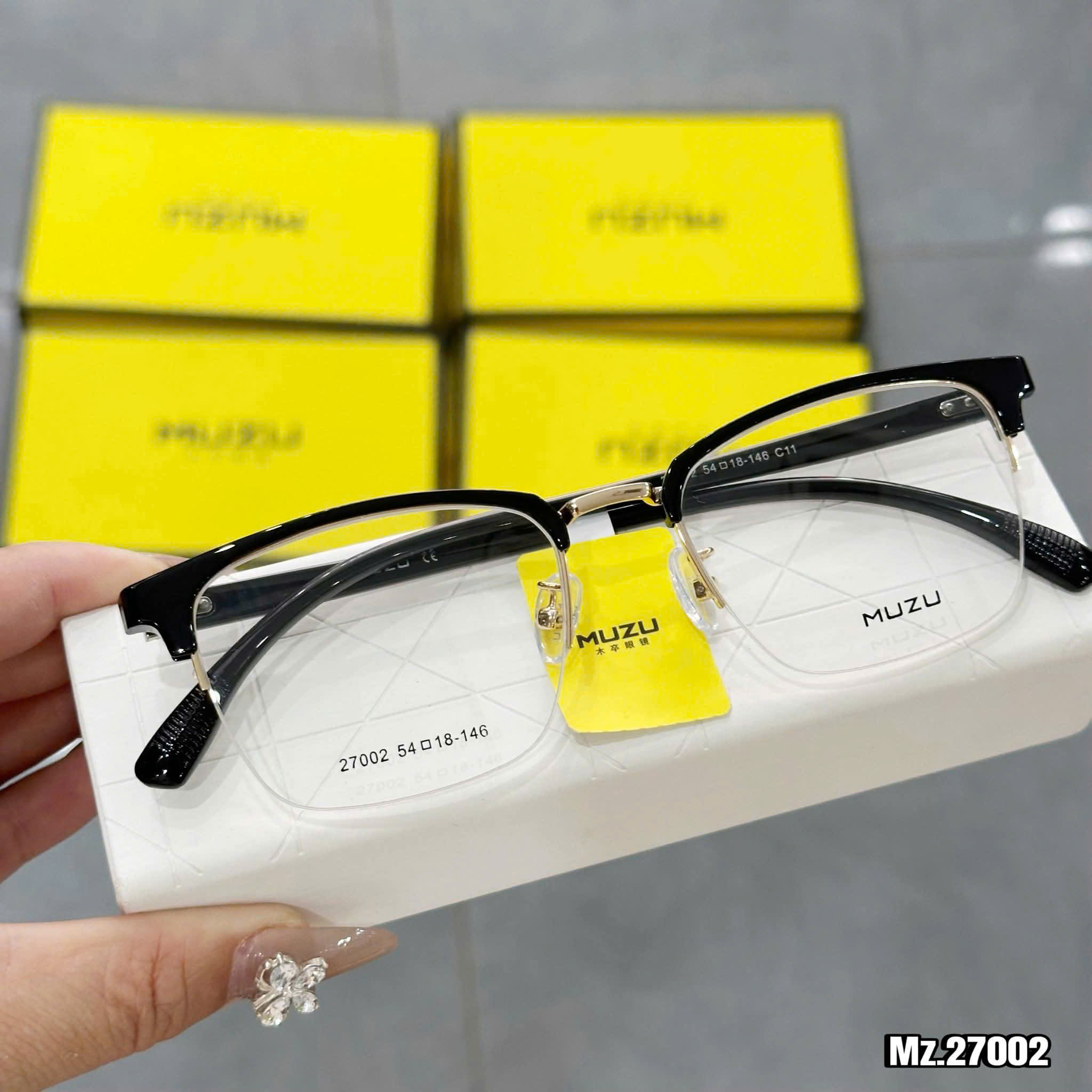 Mắt kính Thuận An – Gọng kính thời trang, cắt kính lấy liền
