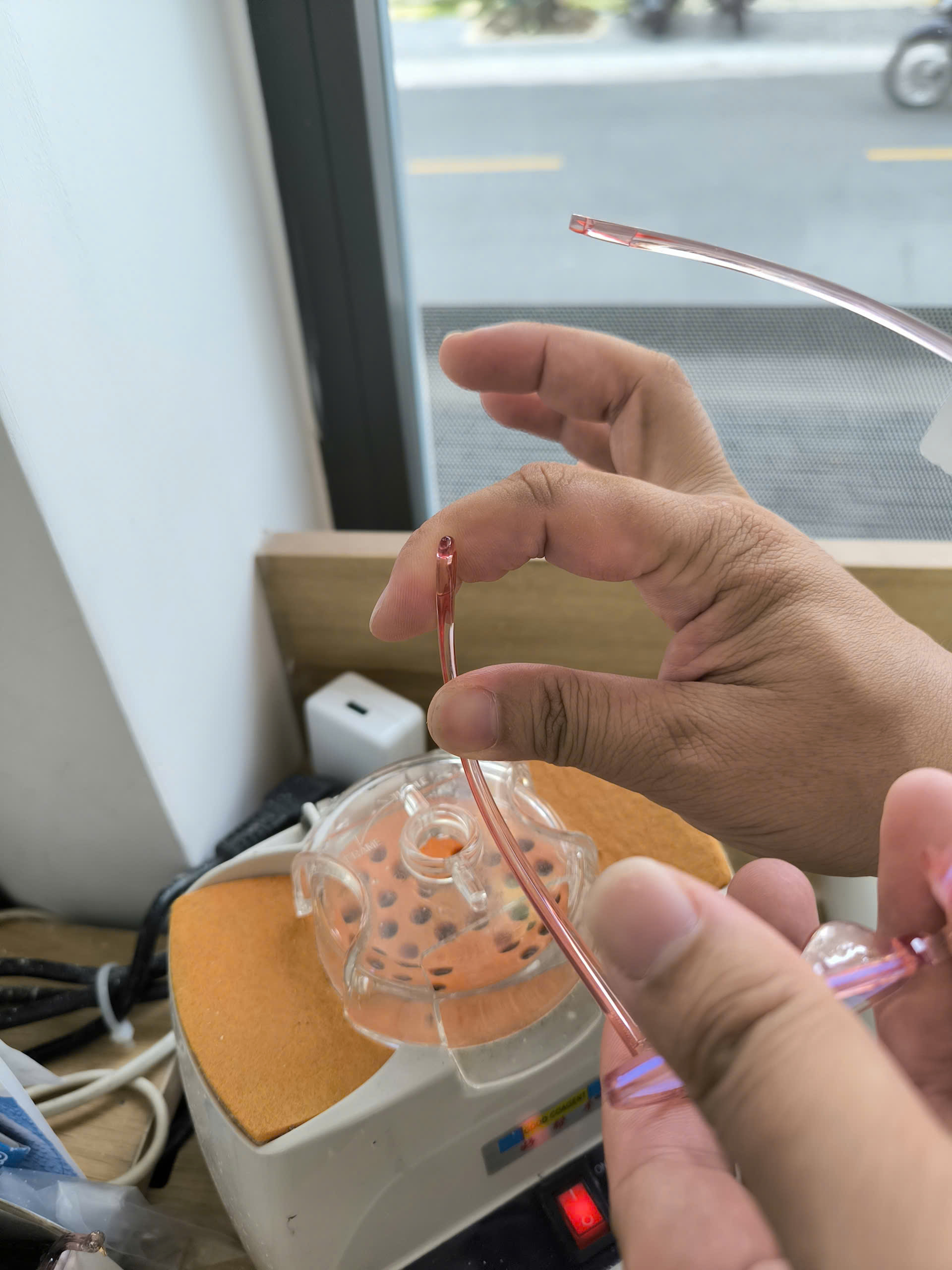 Sửa gọng kính, lắp tròng kính nhanh chóng – lấy liền tại Bình Dương