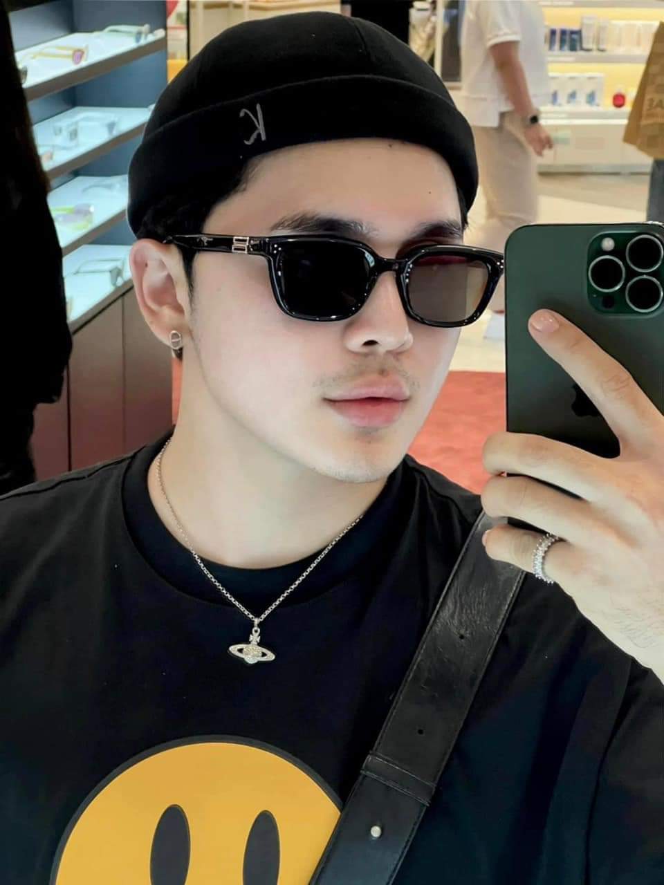 Sửa kính mát, kính râm hàng hiệu – bảo quản như mới