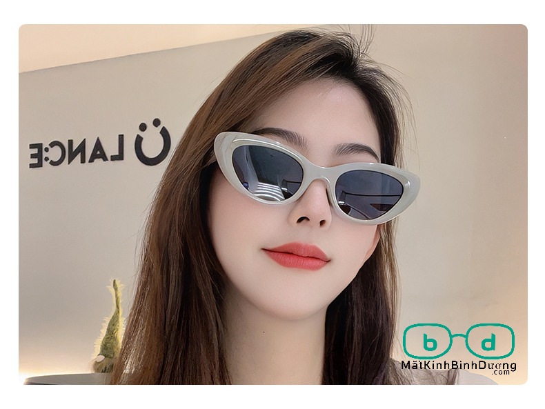 Gọng kính tại mắt kính bình dương