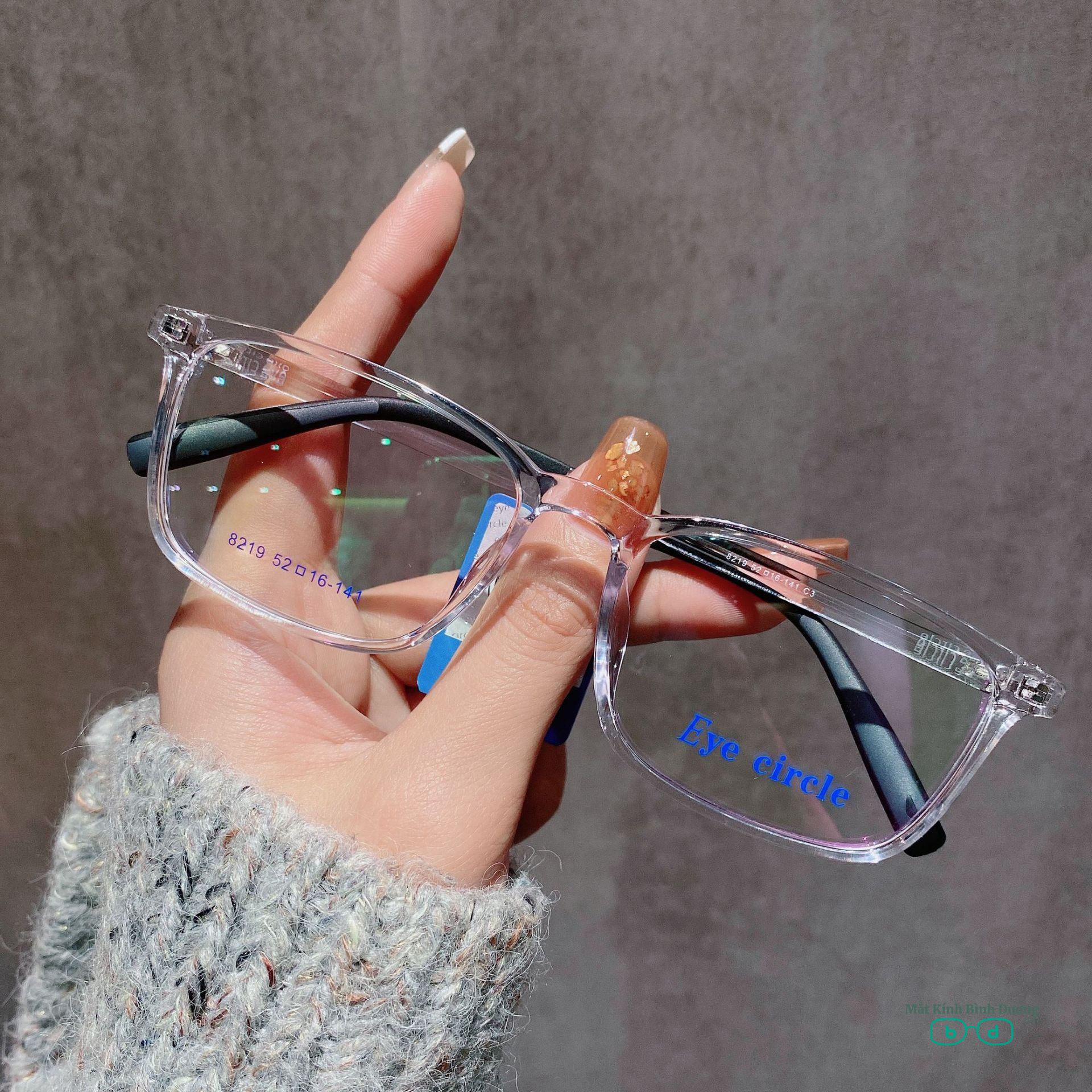 Gọng kính cận dẻo 8305 nhựa nhẹ thế hệ mới
