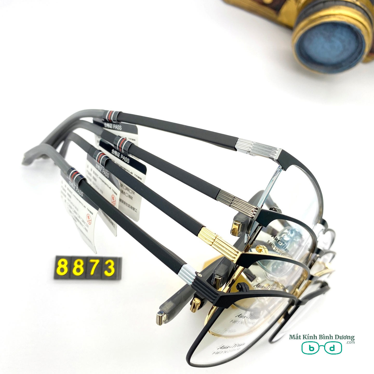 Gọng kính kim loại 8873 dáng vuông càng dẻo