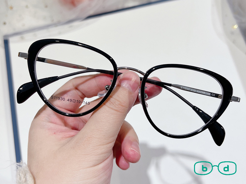 Gọng kính mắt mèo kim loại 11930 giá rẻ