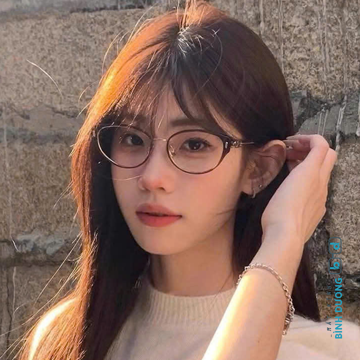 Gọng kính mắt mèo 12008 sang chảnh pha chút tinh nghịch