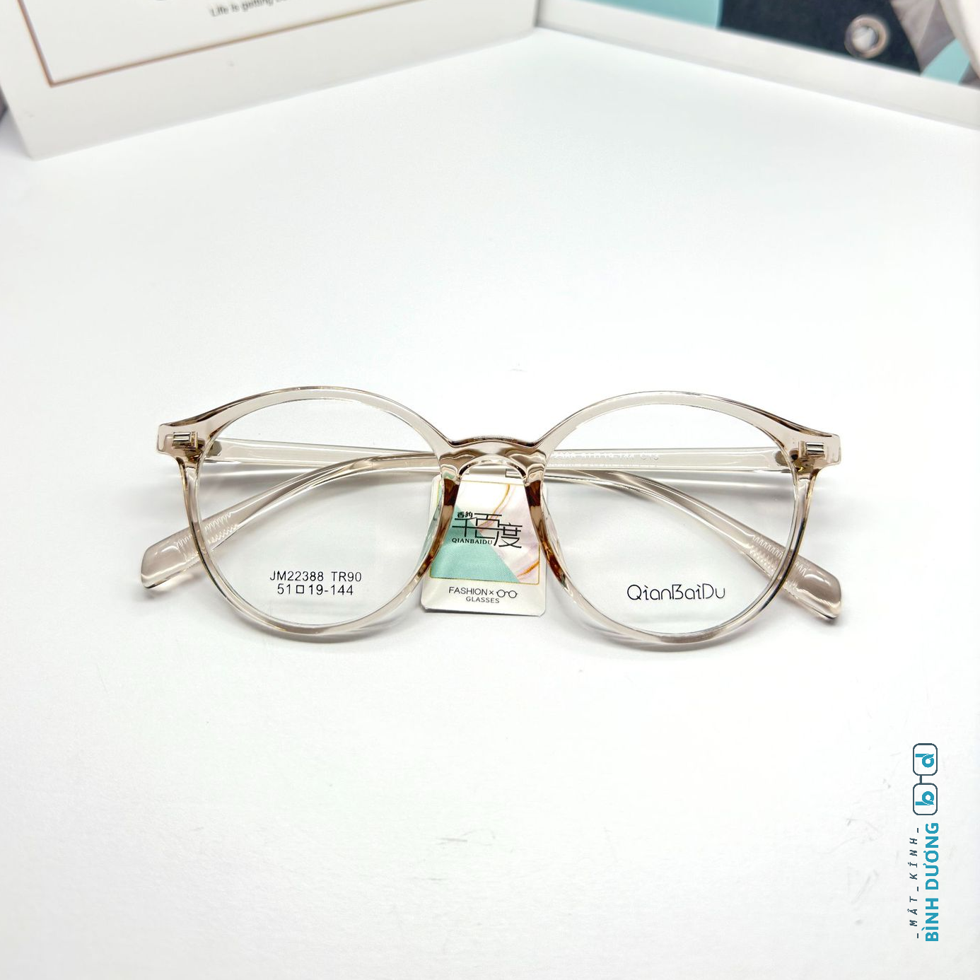 Gọng kính cận nhựa tròn JM22388 giá rẻ tại Mắt Kính Bình Dương