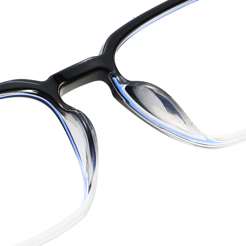 kính vuông size vừa, phong cách đơn giản dễ phối đồ