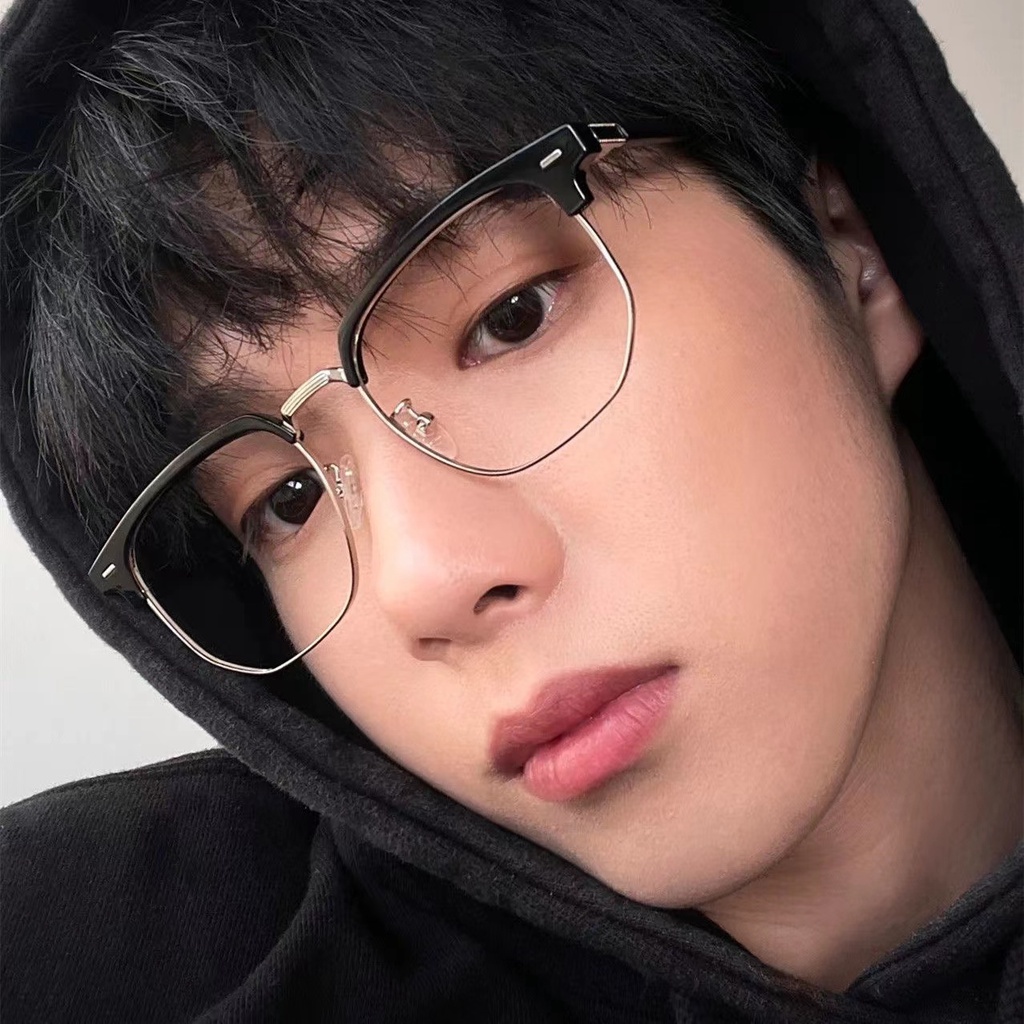 Gọng kính Titan 51010 nửa viền trendy mới