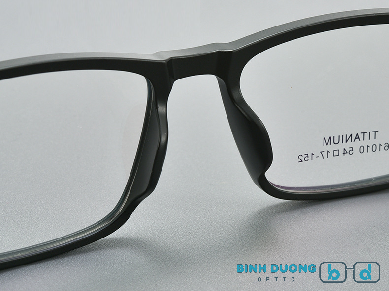 Gọng kính Titan 61010 nhựa HD cao cấp mới