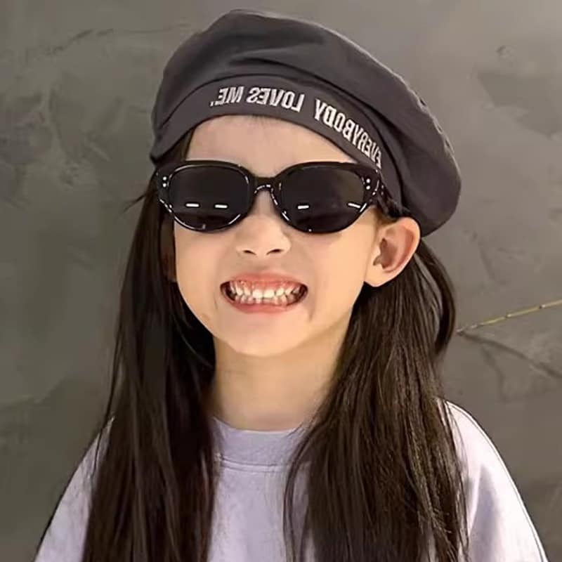 Kính trẻ em tại mắt kính bình dương