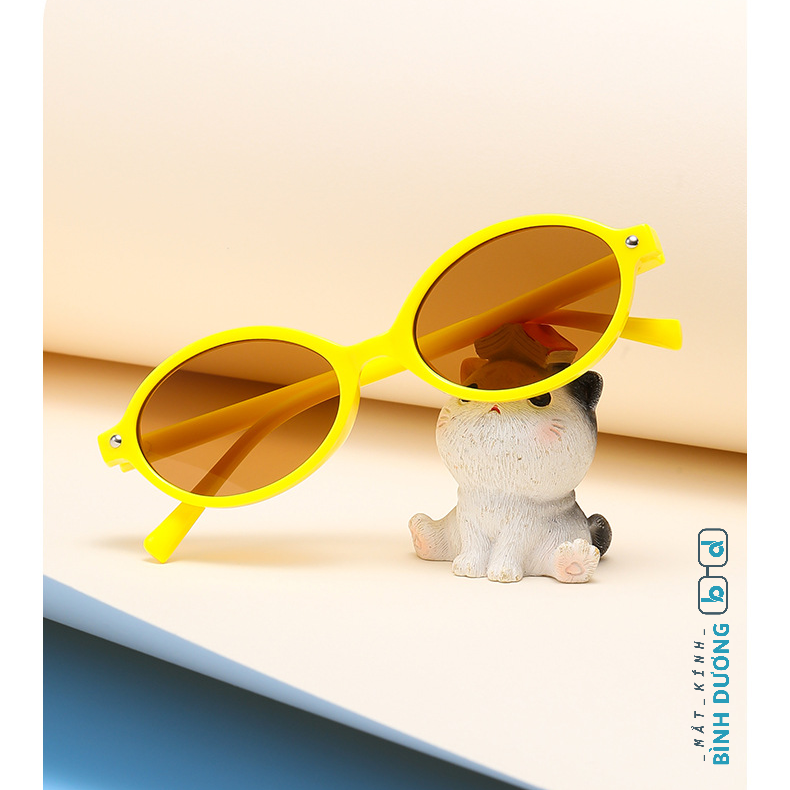 Kính trẻ em babyQ ngăn UV tại mắt kính bình dương