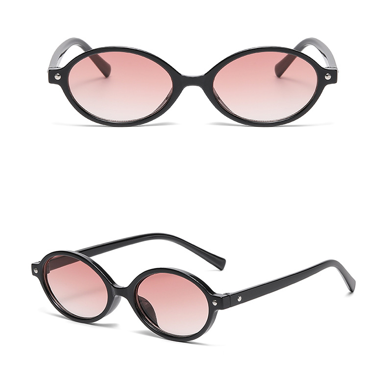 Kính trẻ em babyQ ngăn UV tại mắt kính bình dương