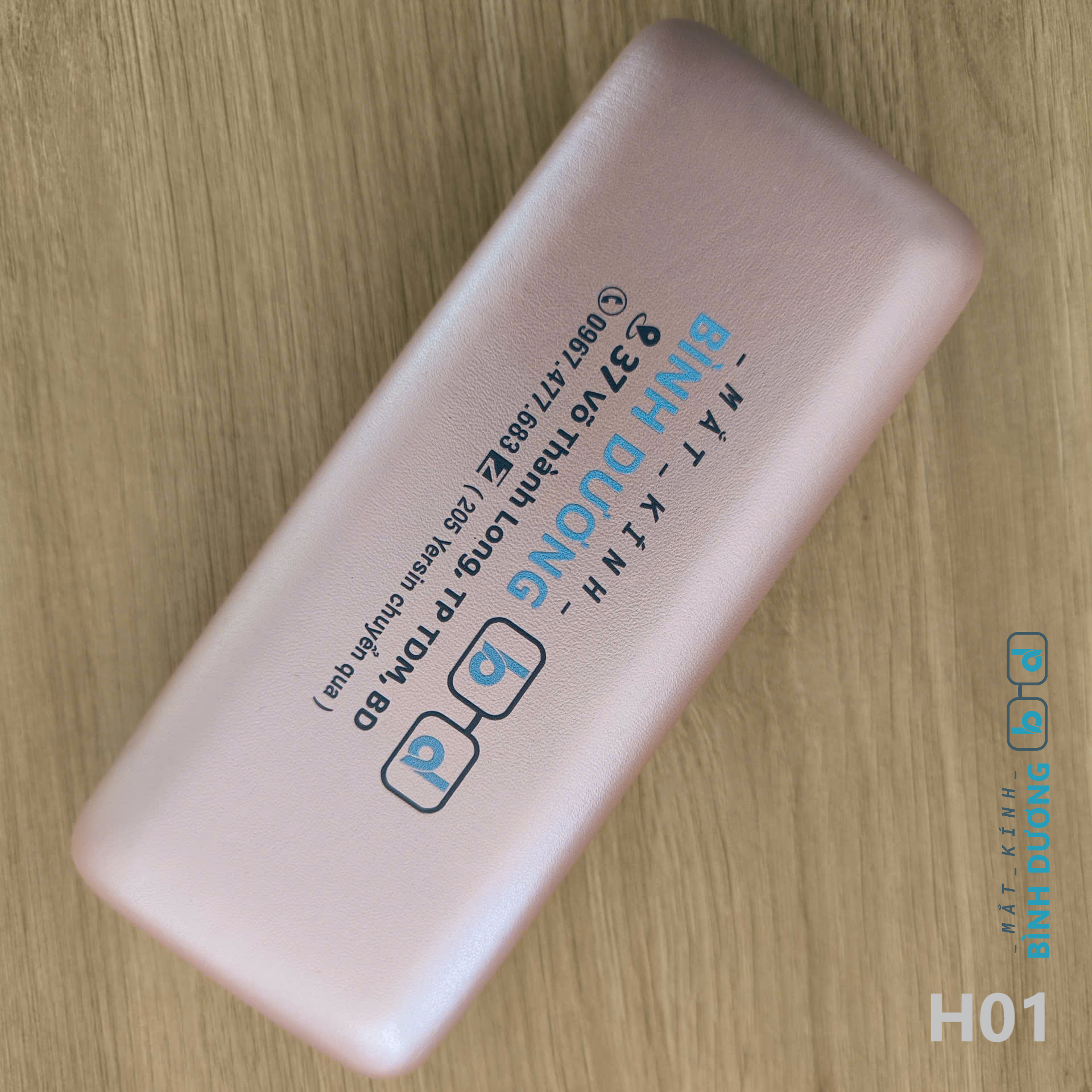 Hộp đựng mắt kính cận và kính mát H01