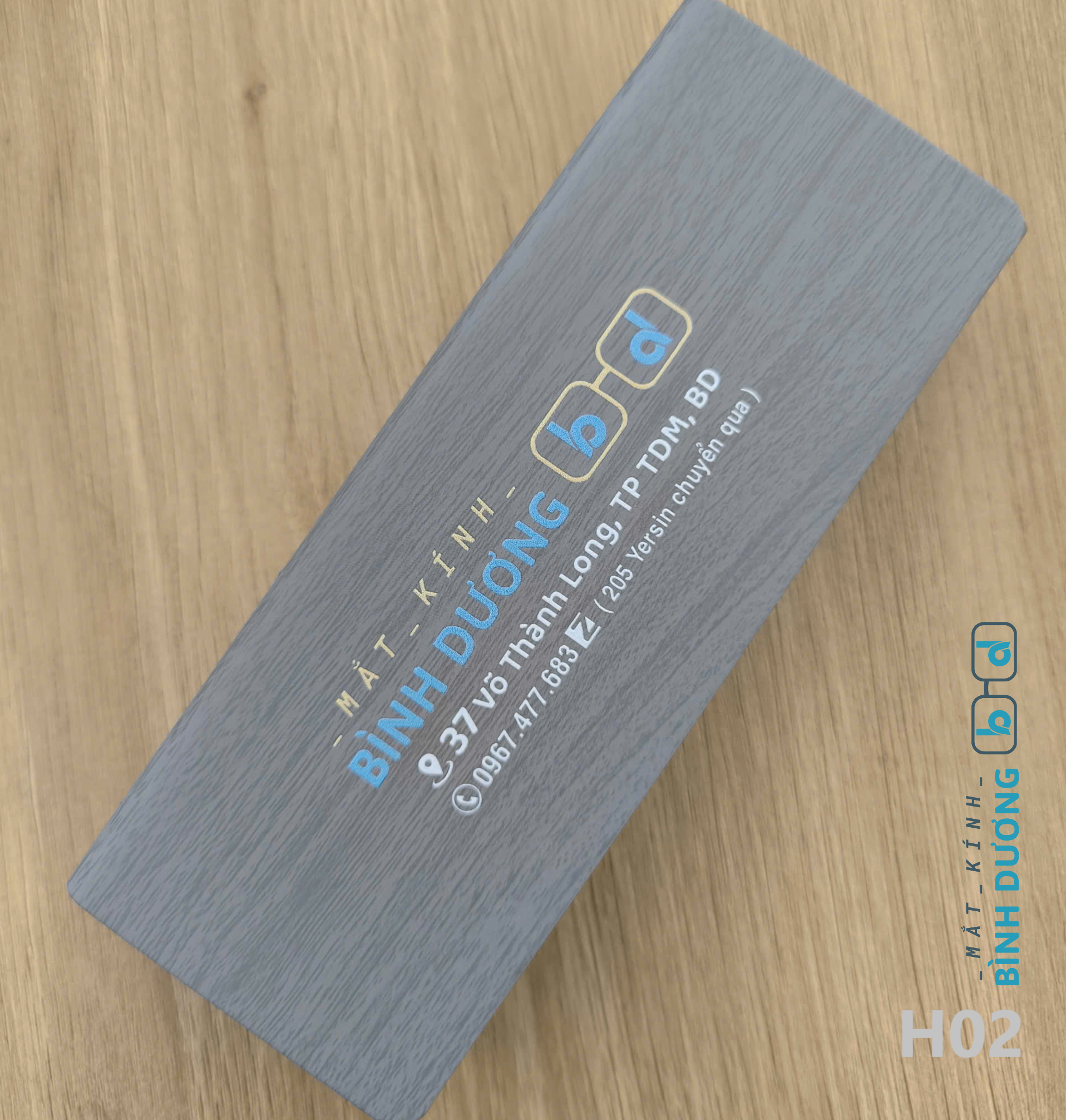 Hộp đựng mắt kính cận và kính mát h02