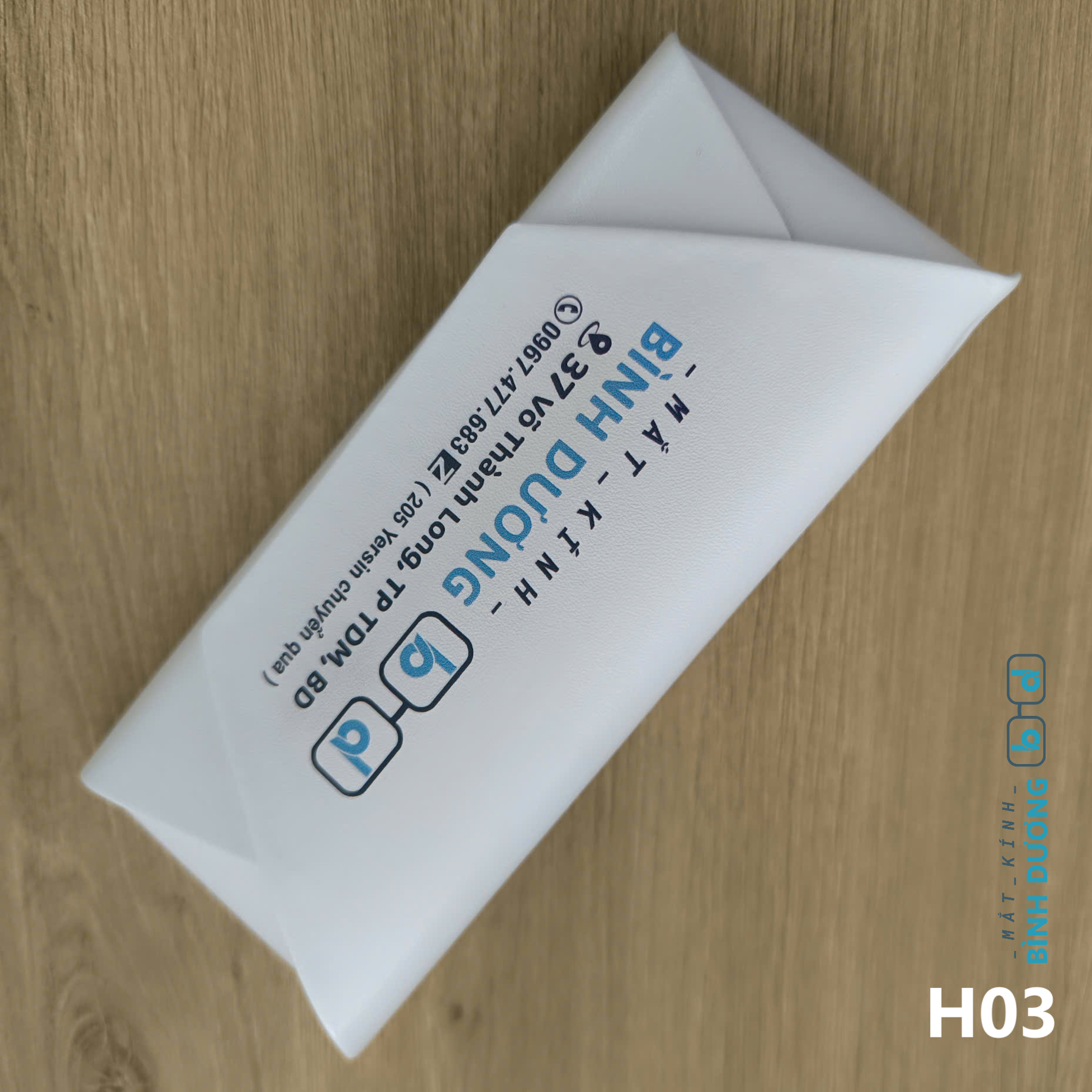 Hộp đựng mắt kính cận và kính mát h03